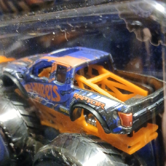 1956 Ford Vs Raptor F150 Hot Wheels Monster Trucks 2-Pack - Orange and Blue - Picture 7 of 12